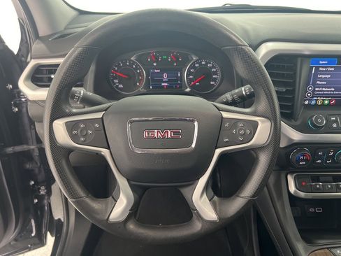 Used 2023 GMC Acadia SLE w/ Driver Convenience Package image 10