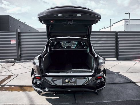 Used 2025 Aston Martin DBX 707 image 16