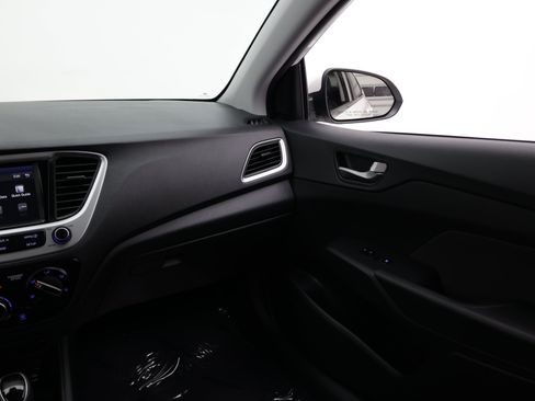 Used 2022 Hyundai Accent SEL FWD image 28