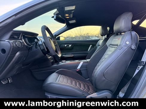 Used 2021 Ford Mustang Shelby GT500 w/ Technology Package image 26