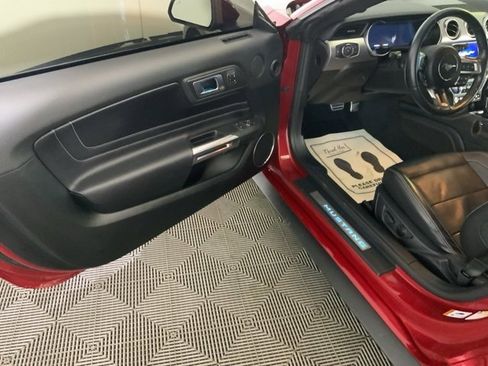 Used 2022 Ford Mustang GT Premium w/ Equipment Group 401A image 10