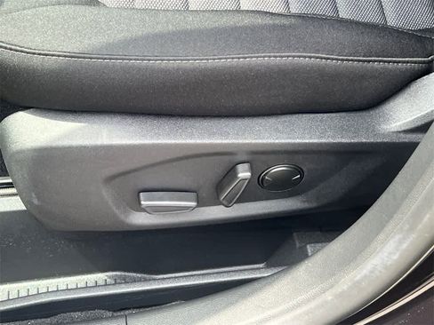 New 2024 Ford Edge SE image 11