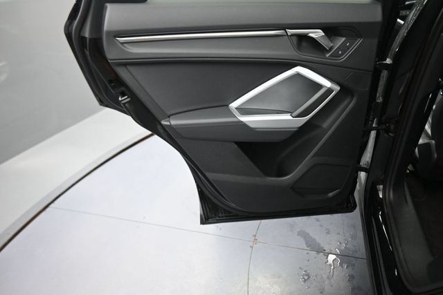 Used 2025 Audi Q3 2.0T Premium AWD/4WD image 18