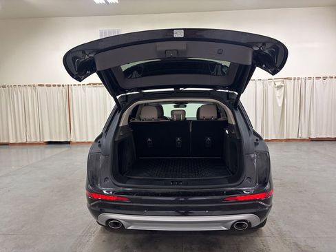 Used 2020 Lincoln Corsair Reserve w/ Equipment Group 201A image 26