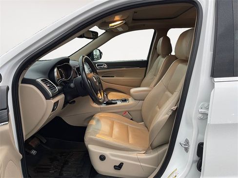 Used 2020 Jeep Grand Cherokee Limited image 9