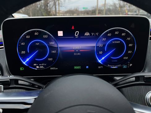 Used 2023 Mercedes-Benz EQE 500 4MATIC Sedan image 42