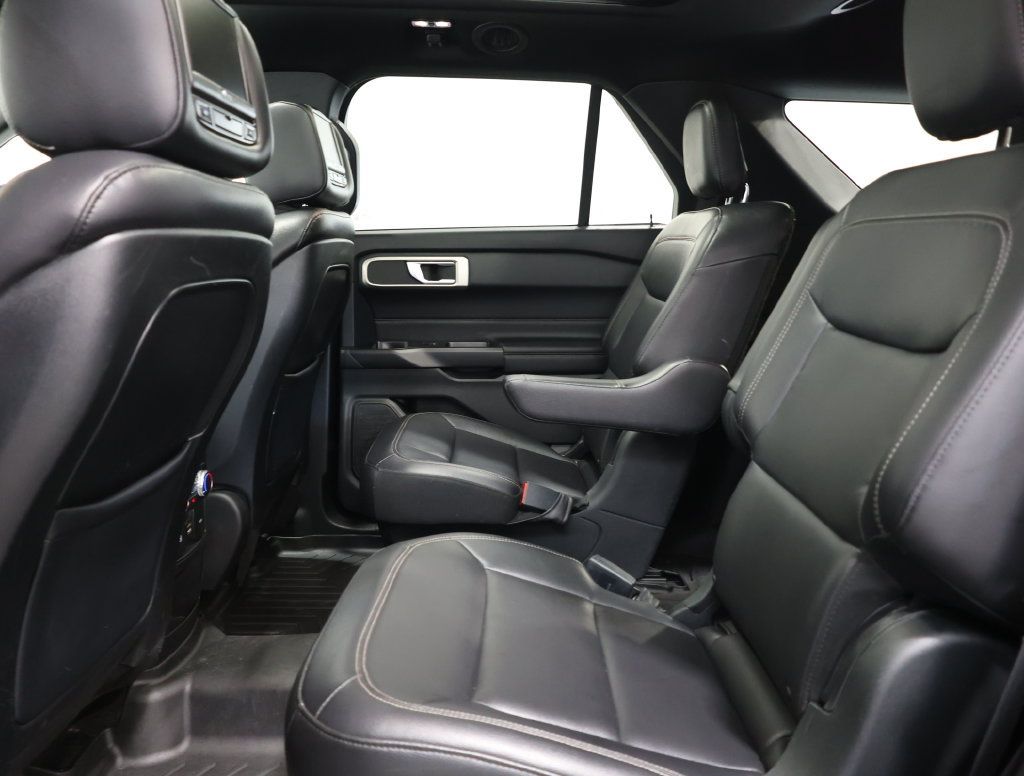 Used 2020 Ford Explorer XLT w/ Equipment Group 202A AWD/4WD image 27