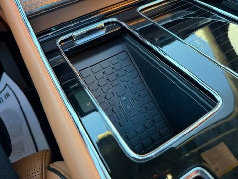 Used 2025 Lincoln Aviator Black Label image 38