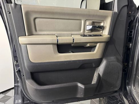 Used 2011 RAM 3500 SLT w/ Technology Group image 22