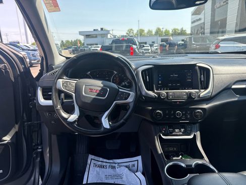 Used 2021 GMC Terrain SLT w/ Infotainment Package II AWD/4WD image 16