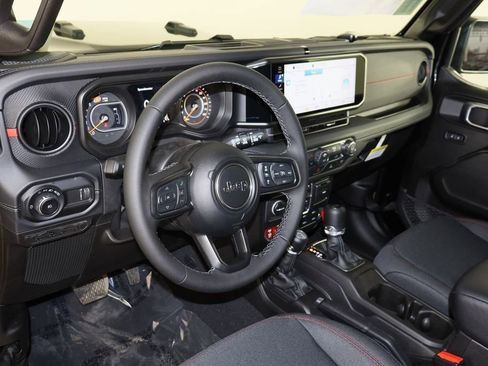 New 2026 Jeep Wrangler Unlimited Rubicon image 25