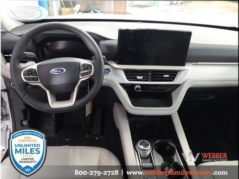 New 2026 Ford Explorer Active w/ Active Comfort Package image 16