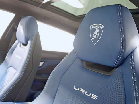 Used 2024 Lamborghini Urus S image 33