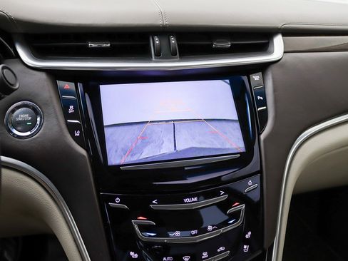 Used 2014 Cadillac XTS Platinum AWD/4WD image 29