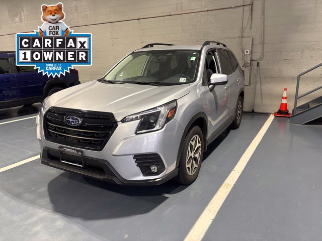 Used 2024 Subaru Forester Premium AWD/4WD image 1