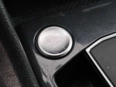 Used 2021 Volkswagen Tiguan SE R-Line image 29