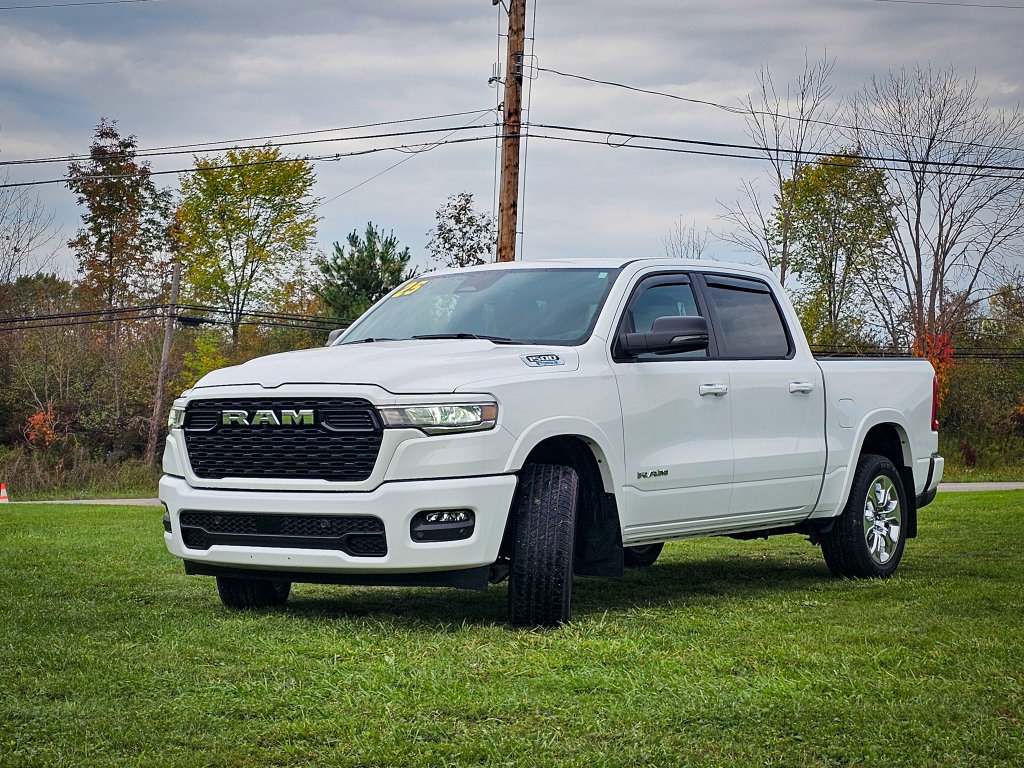 Used 2025 RAM 1500 Big Horn AWD/4WD image 9