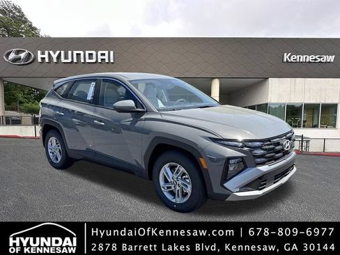 New 2026 Hyundai Tucson SE FWD image 1