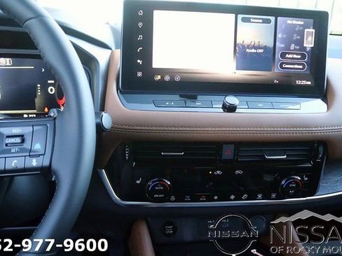 New 2026 Nissan Rogue Platinum w/ Platinum Premium Package AWD/4WD image 19