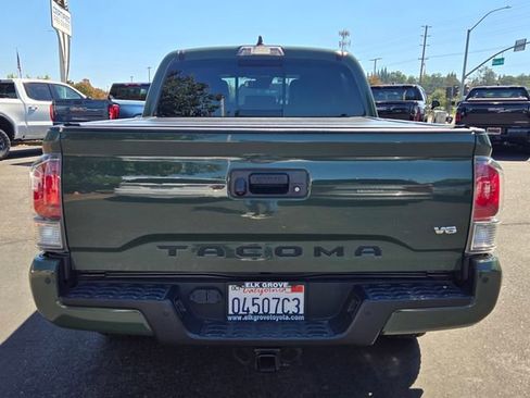Used 2021 Toyota Tacoma TRD Off-Road w/ TRD Premium Off Road Package AWD/4WD image 5
