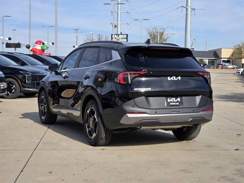 New 2026 Kia Sportage EX image 3