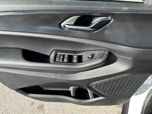 New 2025 Jeep Grand Cherokee L Altitude AWD/4WD image 22