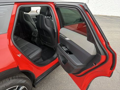 New 2025 Cadillac Optiq Sport 2 w/ LPO, Floor Liner Package image 25