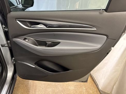 Certified 2024 Buick Enclave Essence w/ Experience Buick Package FWD image 28