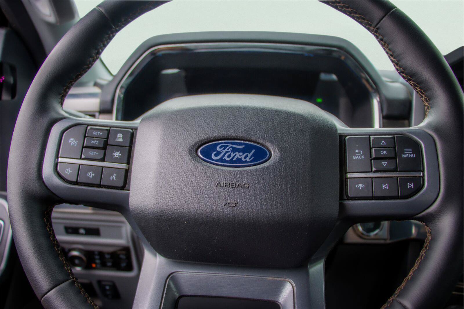 Used 2025 Ford F150 Lariat w/ Equipment Group 501A Mid AWD/4WD image 10