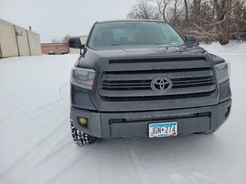 Used 2014 Toyota Tundra SR5 image 3