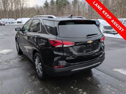 Used 2023 Chevrolet Equinox Premier image 3