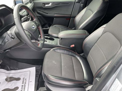 Certified 2023 Ford Escape ST-Line image 13
