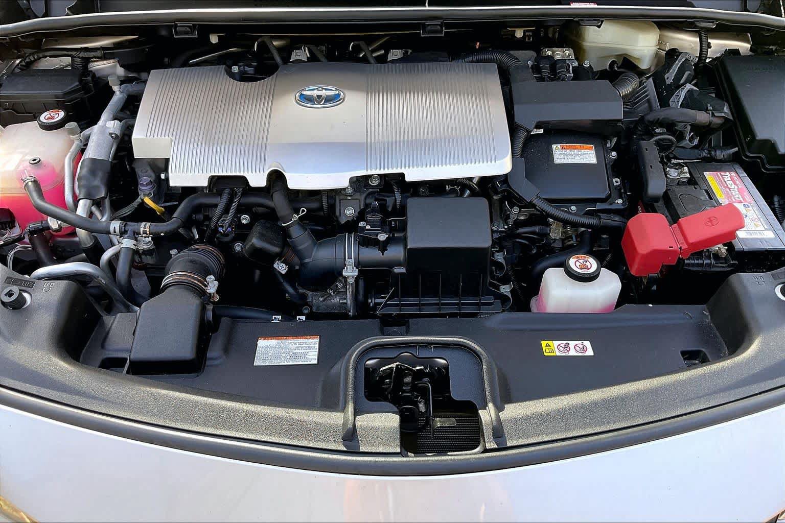 Used 2020 Toyota Prius Prime XLE FWD image 31