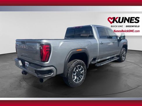 New 2026 GMC Sierra 2500 Denali w/ Denali Reserve Package AWD/4WD image 4