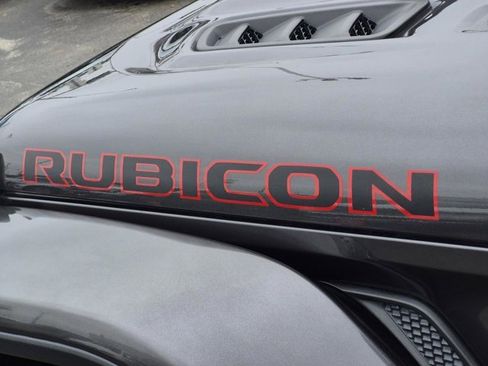 Used 2018 Jeep Wrangler Unlimited Rubicon image 10