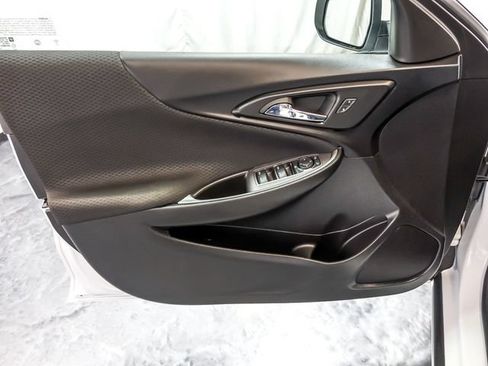 Used 2024 Chevrolet Malibu LT FWD image 25