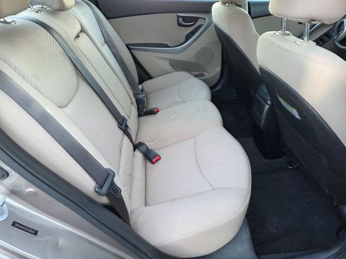 Used 2014 Hyundai Elantra SE w/ Option Group 02 image 11