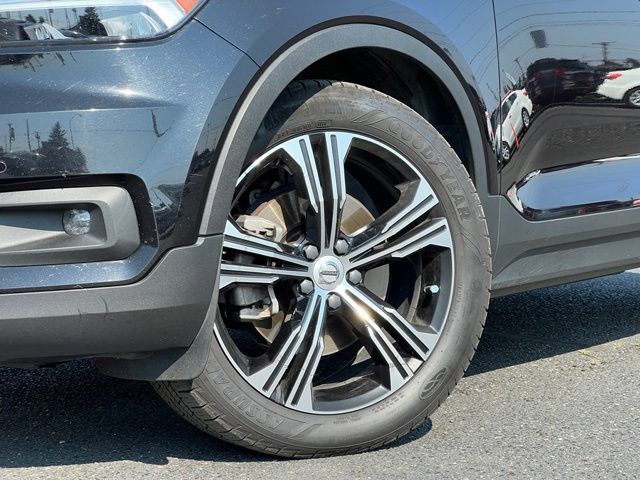 Used 2020 Volvo XC40 T5 Inscription w/ Protection Package Premier AWD/4WD image 2