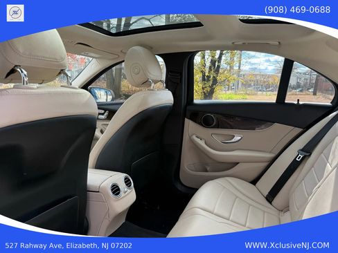 Used 2016 Mercedes-Benz C 300 4MATIC Sedan image 28