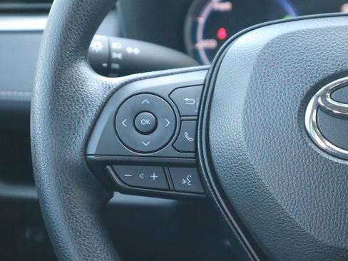 Certified 2025 Toyota RAV4 LE image 11