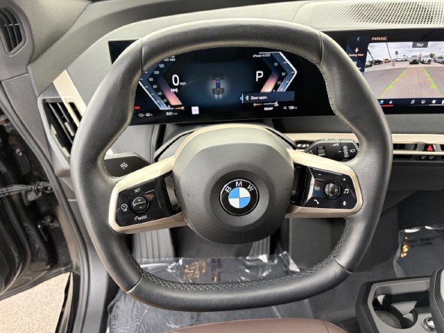 Used 2026 BMW iX xDrive45 w/ Premium Package AWD/4WD image 25