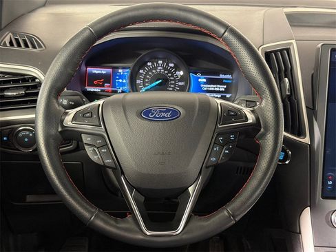 Used 2024 Ford Edge ST-Line image 24