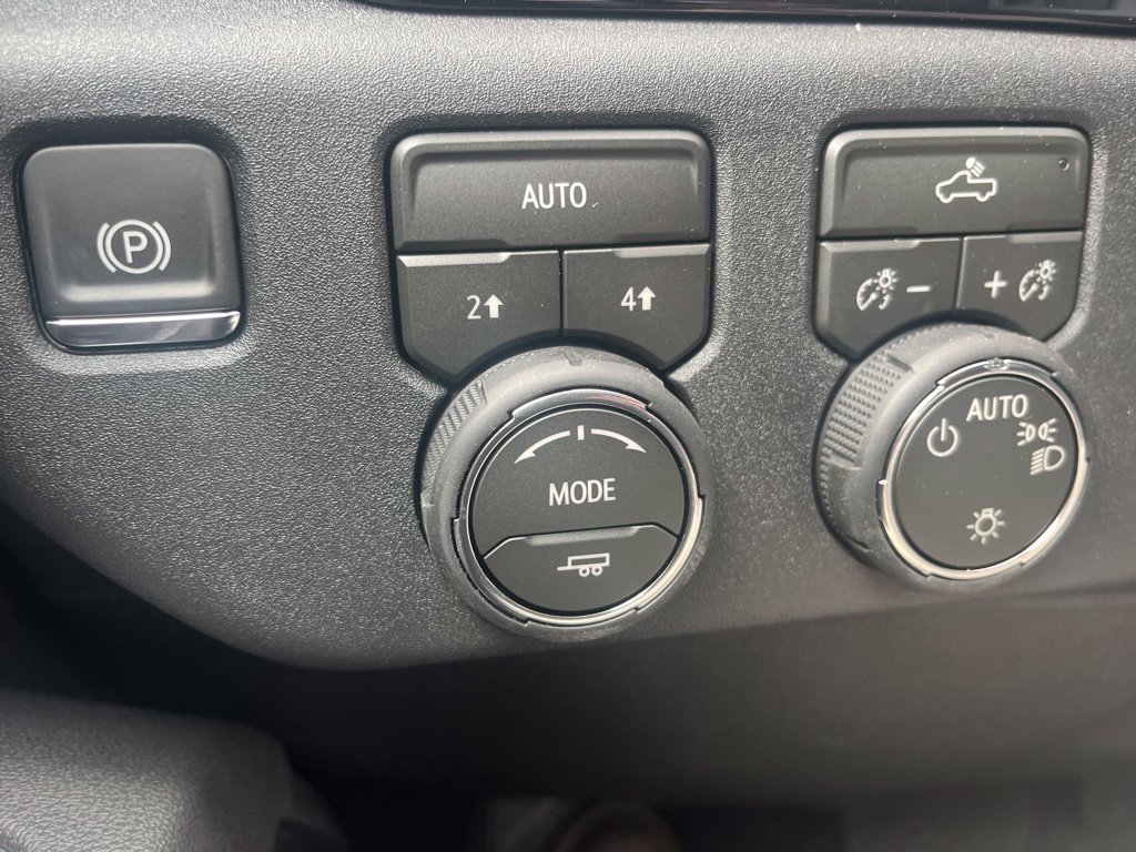New 2026 Chevrolet Silverado 1500 LT AWD/4WD image 18