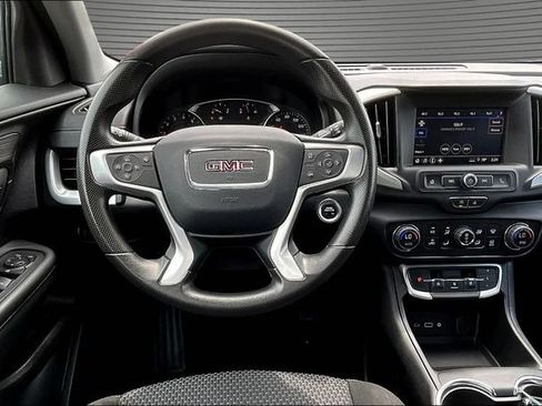 Used 2024 GMC Terrain SLE w/ Driver Convenience Package AWD/4WD image 8