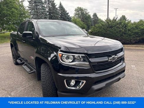 Used 2019 Chevrolet Colorado Z71 w/ Z71 Midnight Edition AWD/4WD image 2