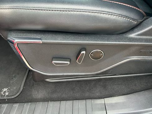 Certified 2023 Ford F150 Lariat w/ Equipment Group 502A High image 18