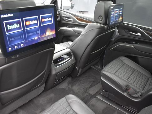 Used 2023 Cadillac Escalade Sport Platinum image 27