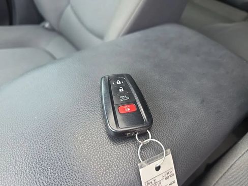 Used 2023 Toyota RAV4 XLE w/ Convenience Package FWD image 36