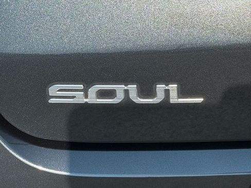 Used 2024 Kia Soul EX FWD image 35