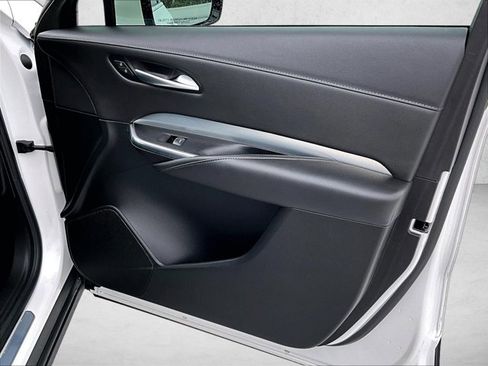 Certified 2022 Cadillac XT4 Premium Luxury w/ Enhanced Visibility Package image 19